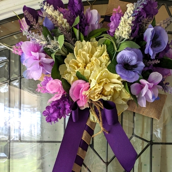 Hand Crafted Other - A beautiful flower cross 💐😍